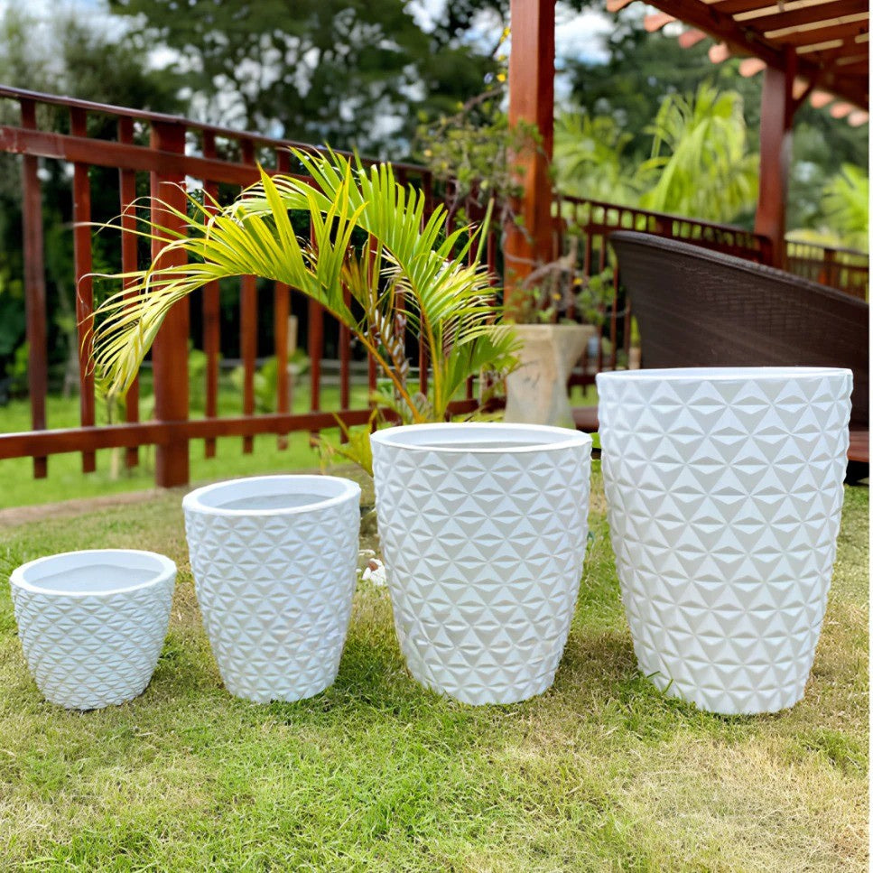 Pack de 4 Maceteros ¡Ligeros, Resistentes y con Estilo!